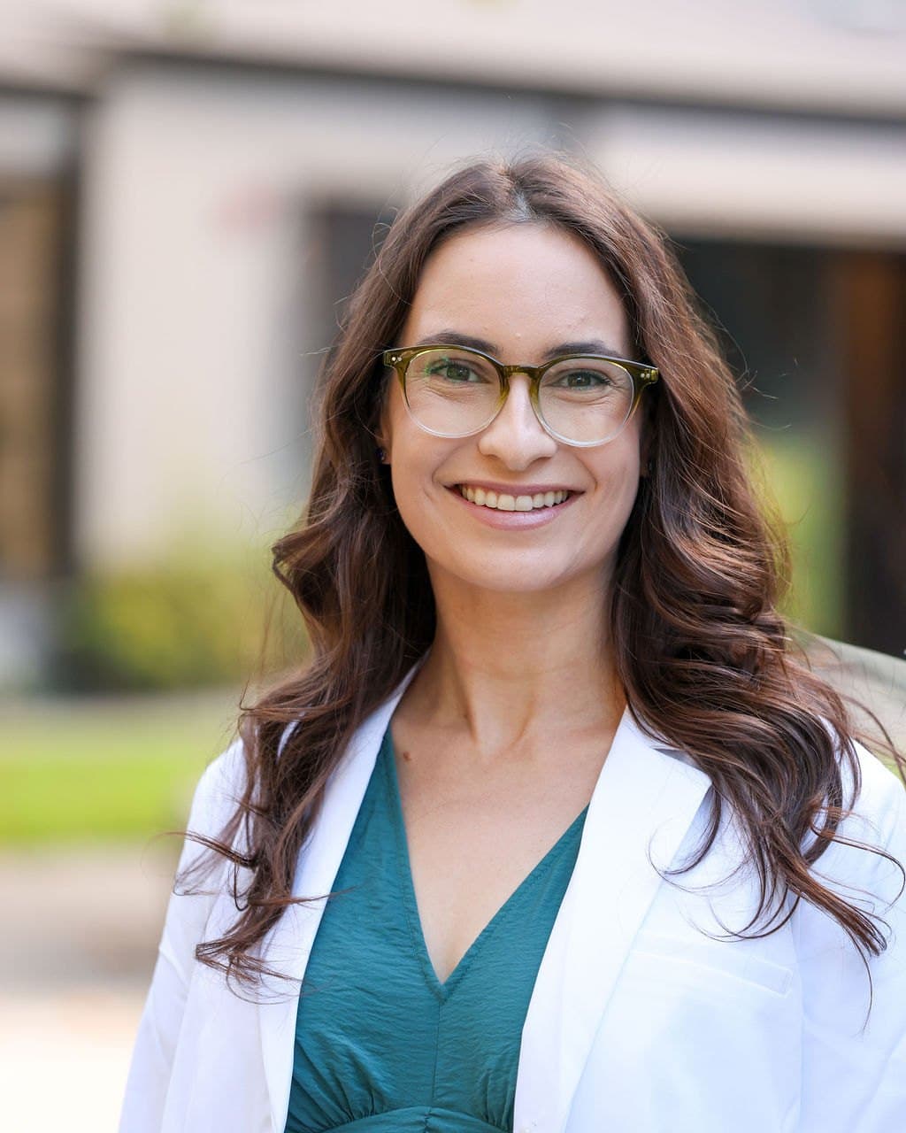Portrait of Dr. Alexandra Nicholson